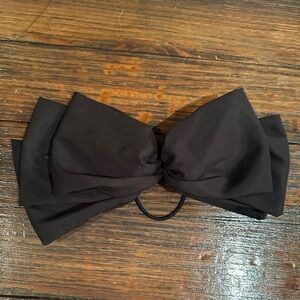 Large 3 layer black bow hair tie